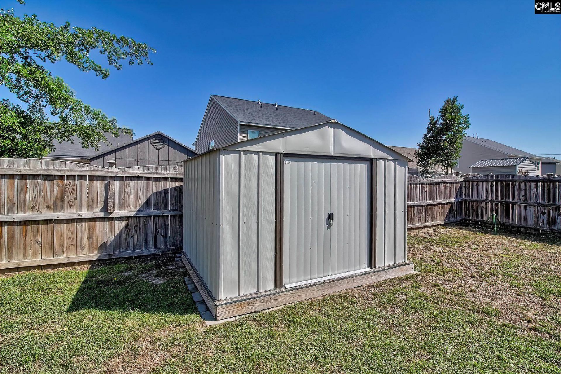 132 Castlefield Drive Photo 33