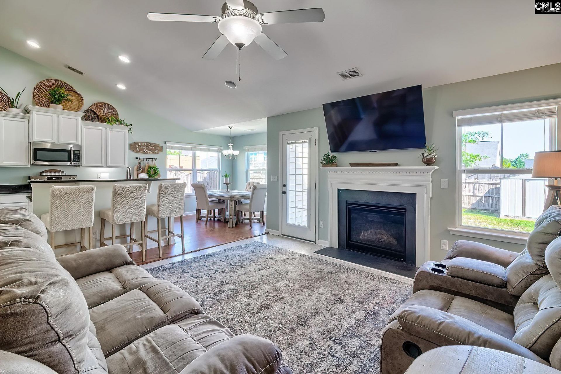 132 Castlefield Drive Photo 8