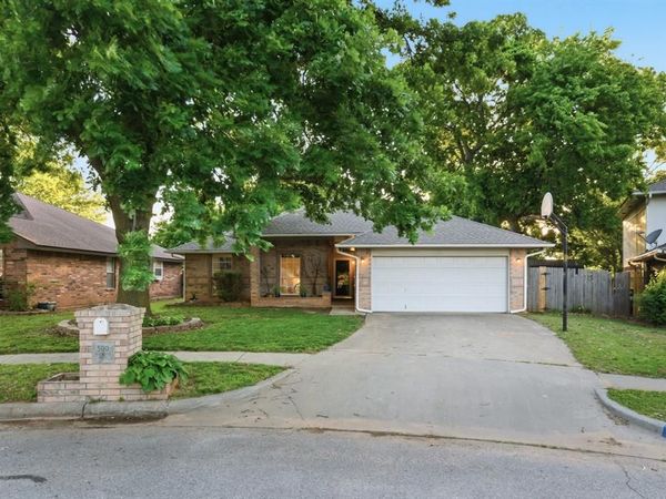 500 Gyrfalcon Drive, Norman, OK 73072