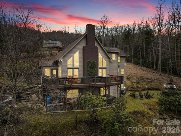 106 Bishop Cove Road , Fairview, NC 28730