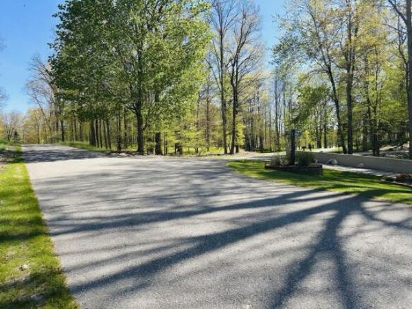 9304 Briarstone Drive, Unit 28, Canadian Lakes, MI 49346