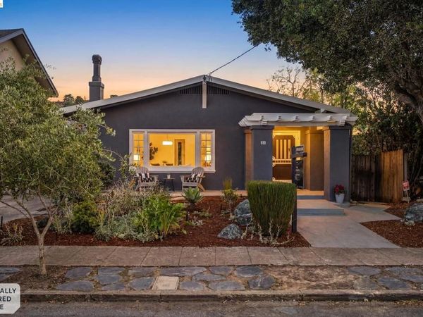 699 Arimo Ave, Oakland, CA 94610