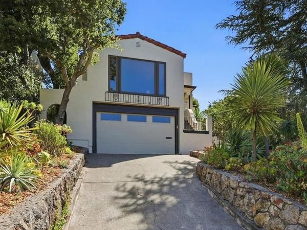 899 Arlington Ave., Berkeley, CA 94707