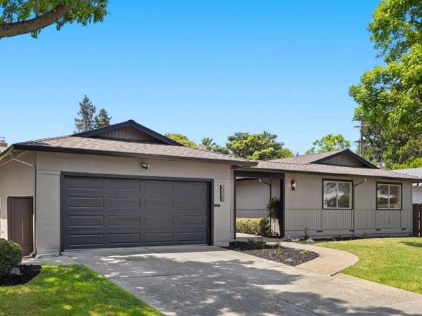 3590 Lupine Avenue, Palo Alto, CA 94303