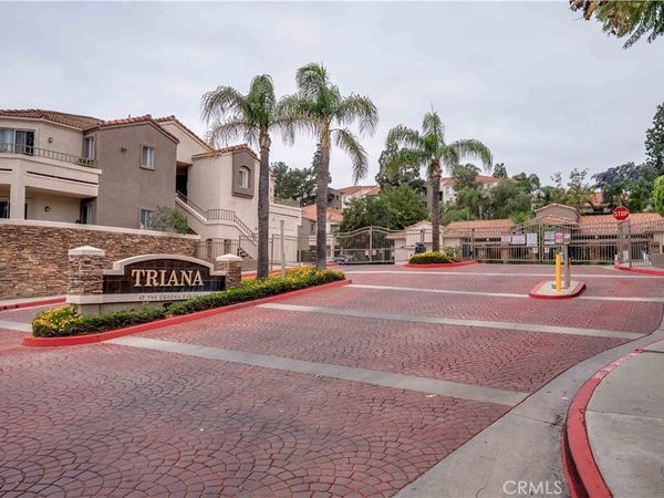 1010 La Terraza, Unit 206, Corona, CA 92879