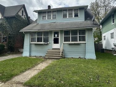 63 Mark Avenue, Pontiac, MI 48341