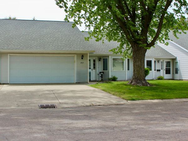 282 4th Avenue SW, Blooming Prairie, MN 55917