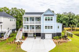 1427 Dahlia Drive photo 4
