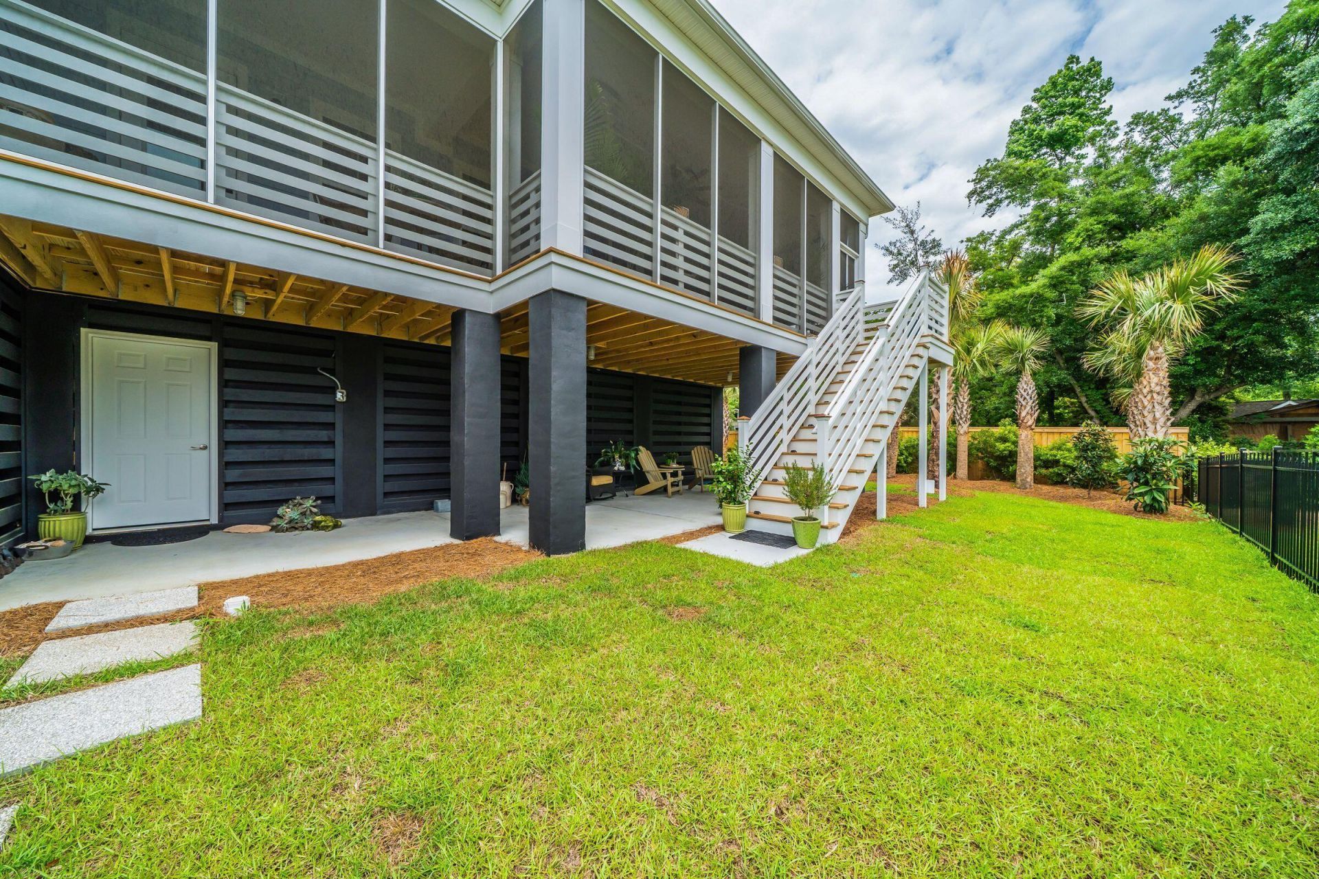 1427 Dahlia Drive Photo 70