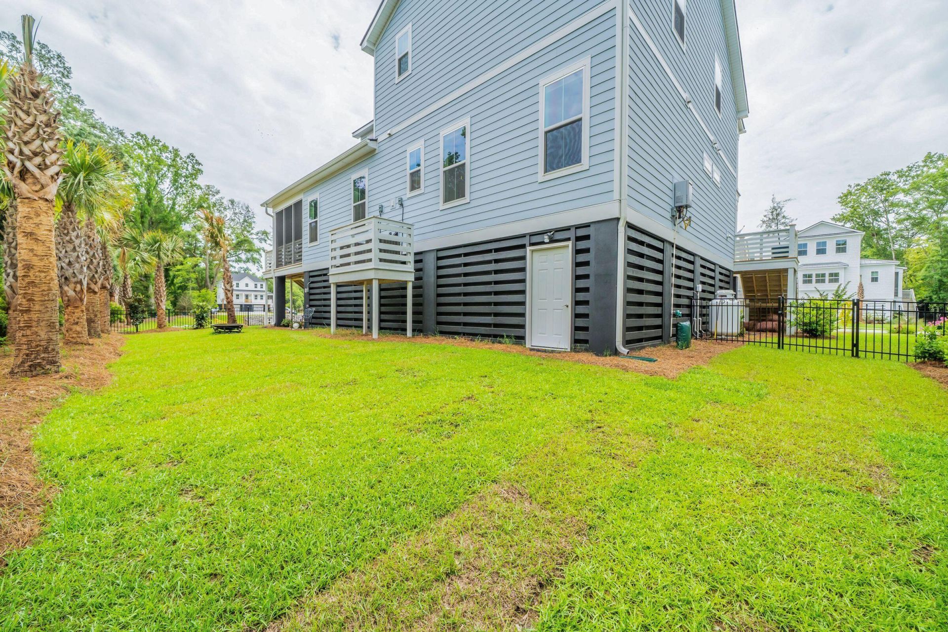 1427 Dahlia Drive Photo 76