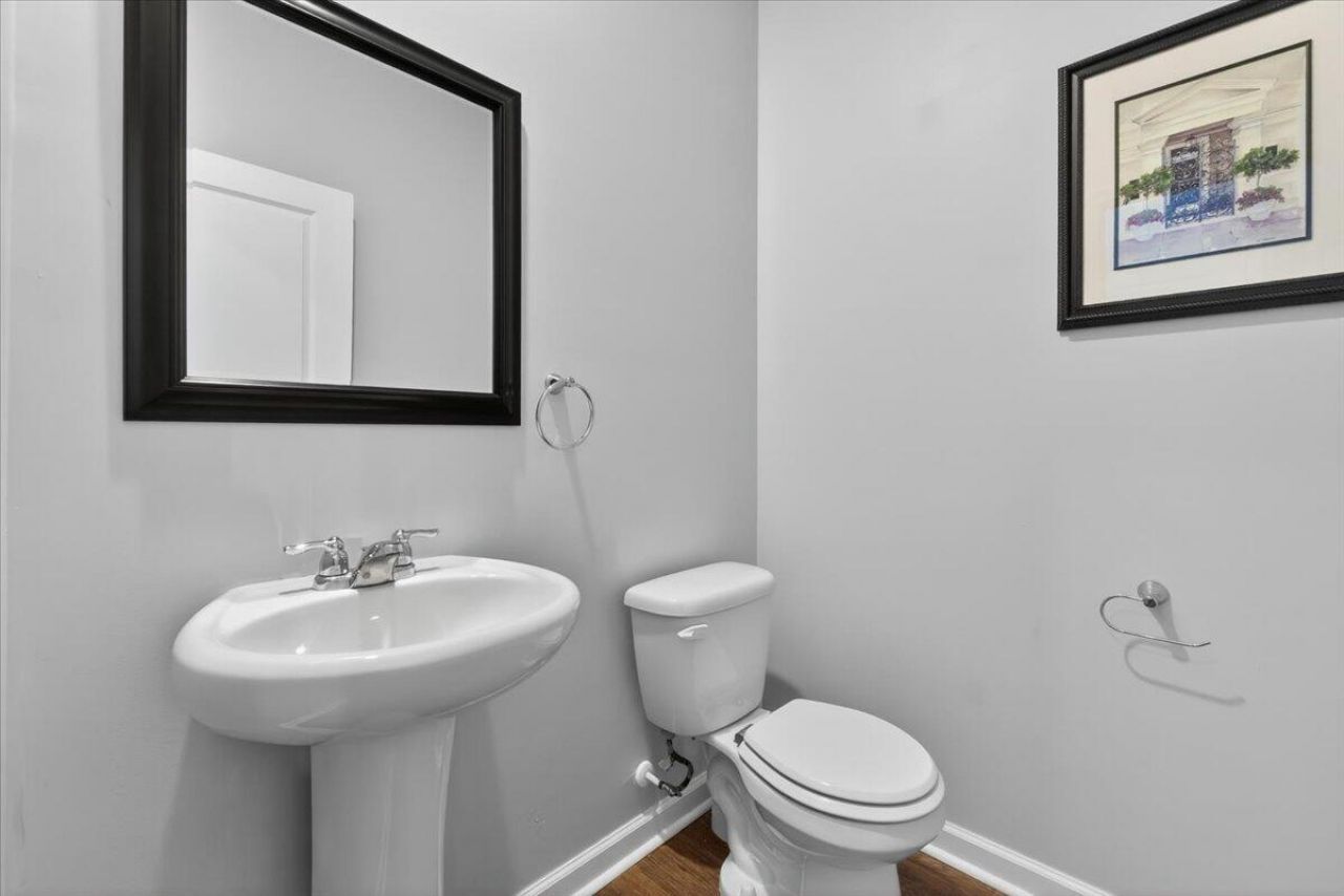 358 Azore Way Photo 12
