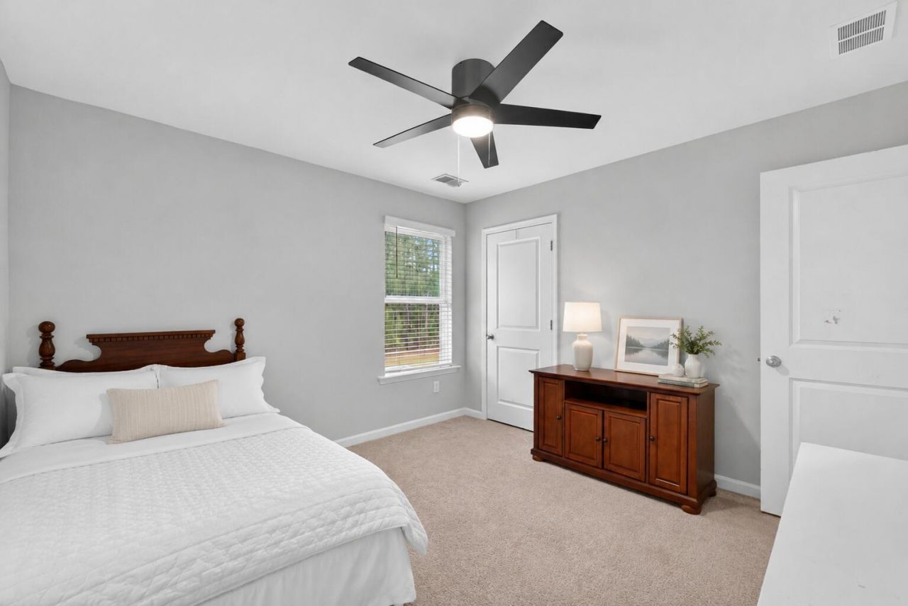 358 Azore Way Photo 13