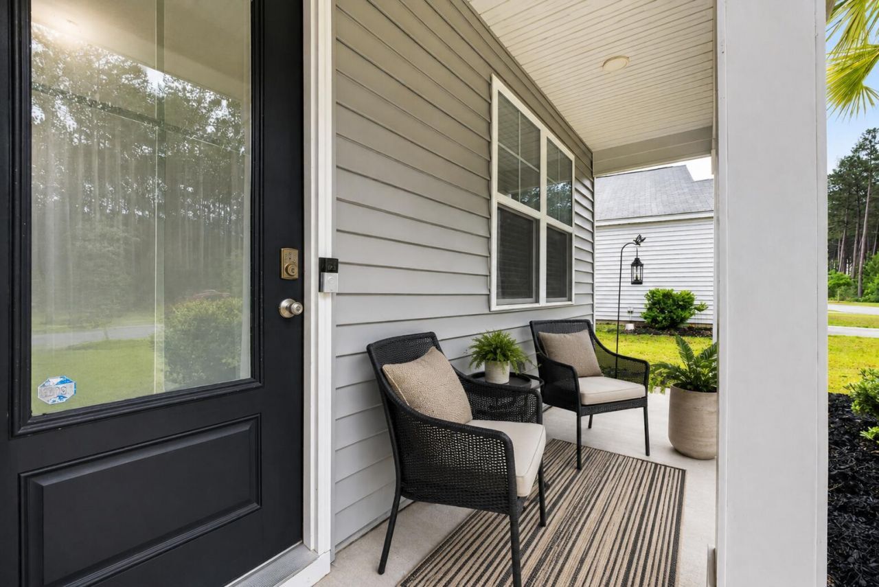 358 Azore Way Photo 4