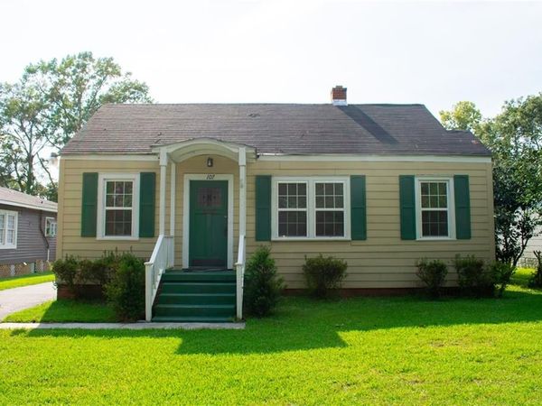 107 Grand Boulevard, Mobile, AL 36607