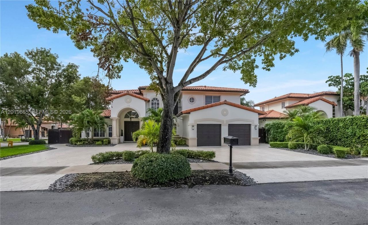 15632 NW 79th Ct, Miami Lakes, FL 33016 Photo