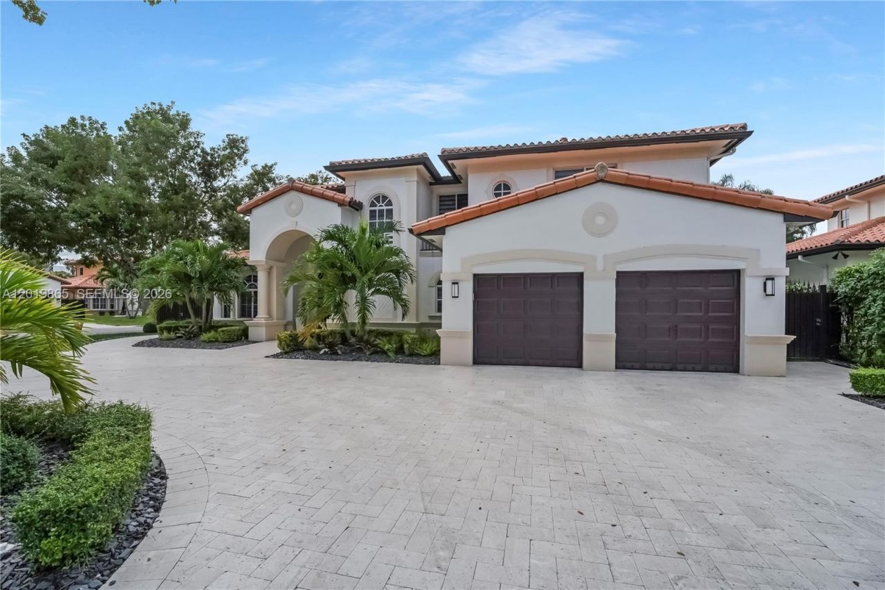15632 NW 79th Ct, Miami Lakes, FL 33016 Photo