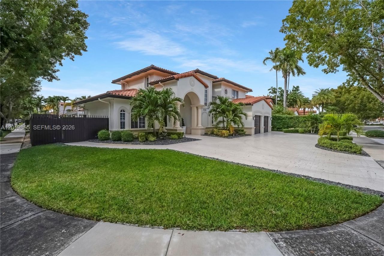 15632 NW 79th Ct, Miami Lakes, FL 33016 Photo