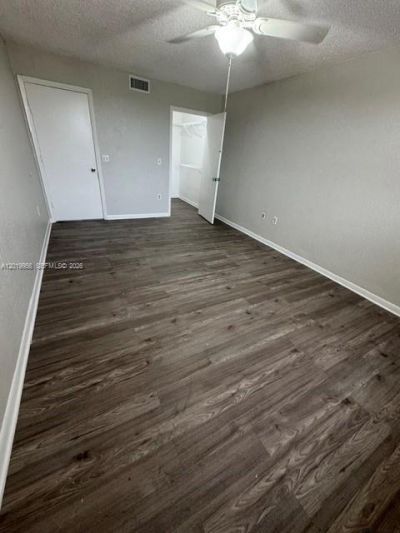 8323 Lake Dr , Unit 506, Doral, FL 33166 Photo