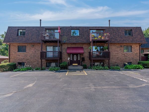 2505 26th Avenue Court, Unit I, Rock Island, IL 61201