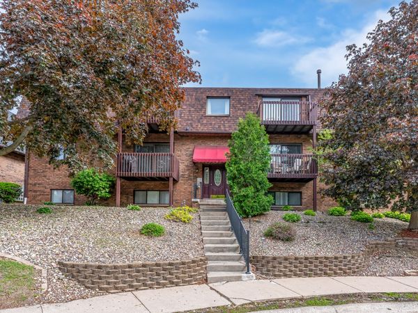 2505 26th Avenue Court , Unit I, Rock Island, IL 61201