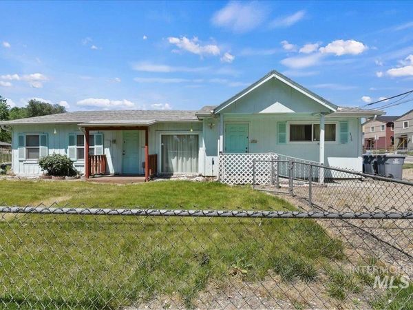 316 E 45th St, Garden City, ID 83714