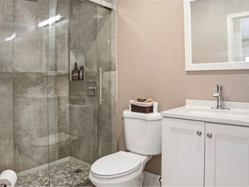 141 Austin Avenue NW, Warren, OH 44485 Photo 7