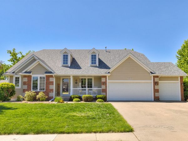 909 NE 16th Street, Ankeny, IA 50021