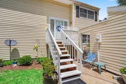 317 Lakeview Dr.  photo 4