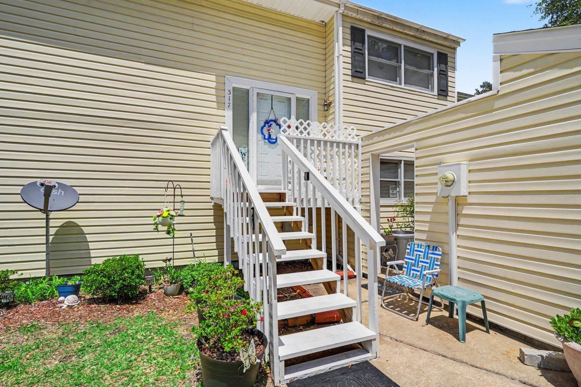 317 Lakeview Dr.  Photo 6