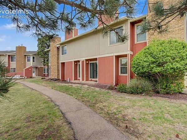 440 W Rockrimmon Boulevard, Unit C, Colorado Springs, CO 80919