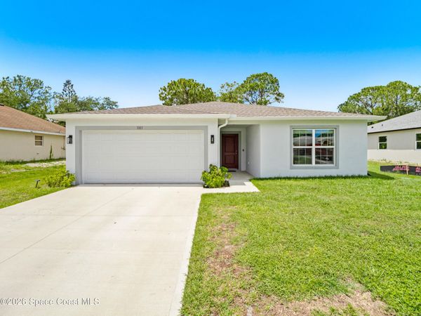 1011 Starfire Street SE , Palm Bay, FL 32909