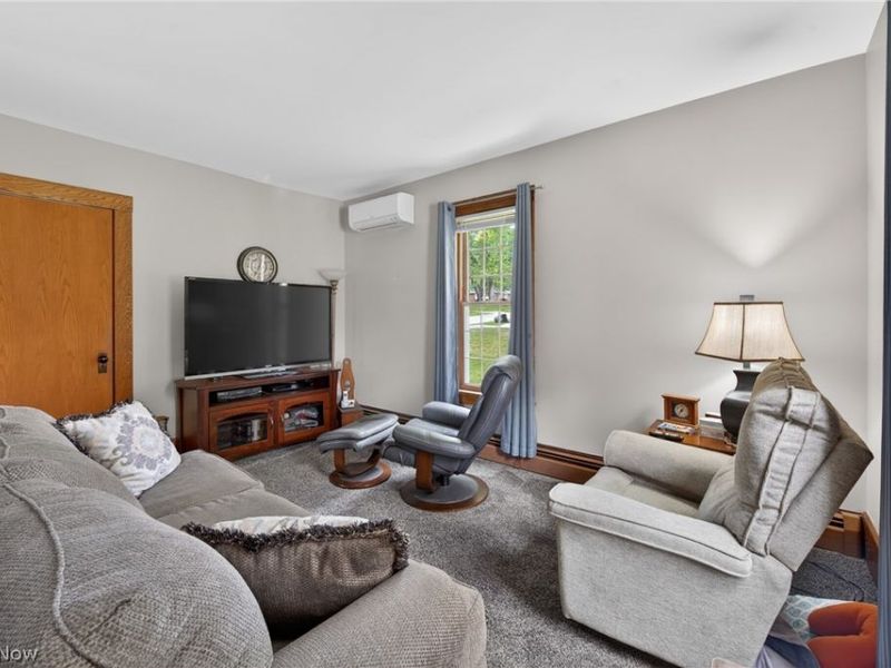 1933 W High Street, Orrville, OH 44667 Photo 13