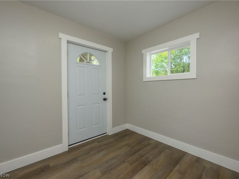 407 W Main Street, Dalton, OH 44618 Photo 19