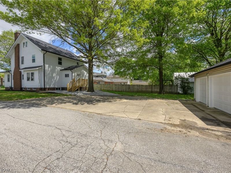 407 W Main Street, Dalton, OH 44618 Photo 26