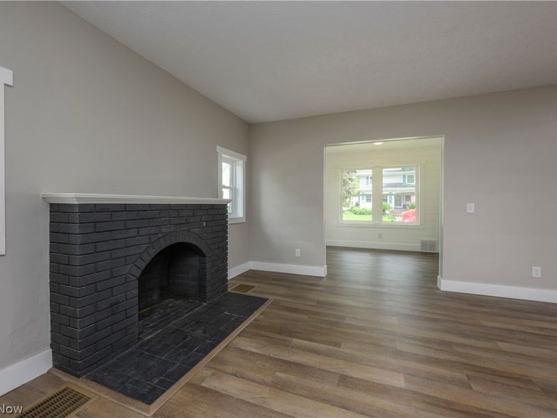 407 W Main Street, Dalton, OH 44618 Photo 8