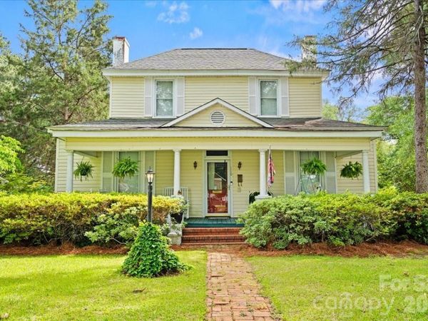 110 Huger Street, Cheraw, SC 29520