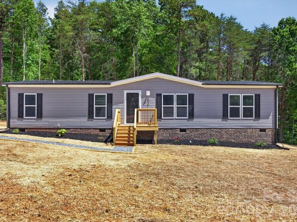 194 Harvick Lane , Lexington, NC 27294