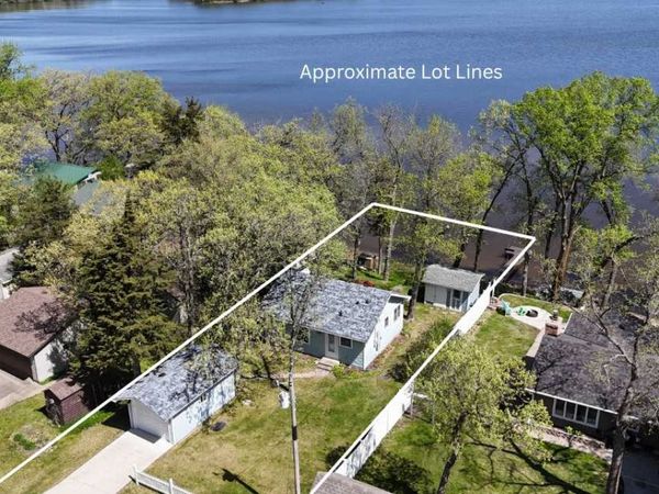 7221 100th Avenue SE, Clear Lake, MN 55319