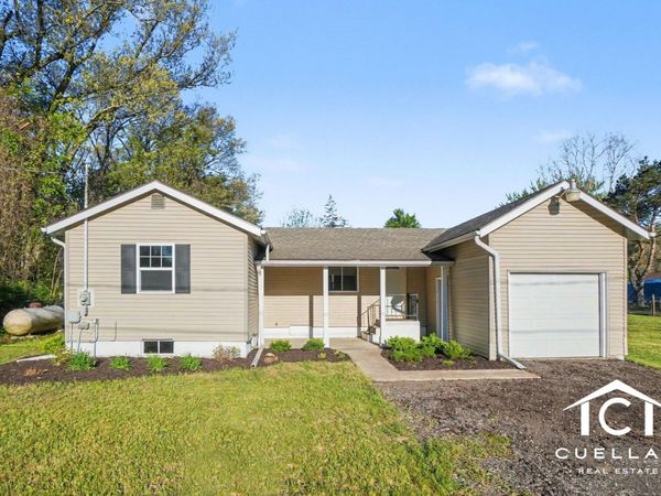 2452 54th Street, Fennville, MI 49408