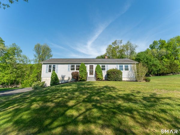 25 Mohegan, Griswold, CT 06351