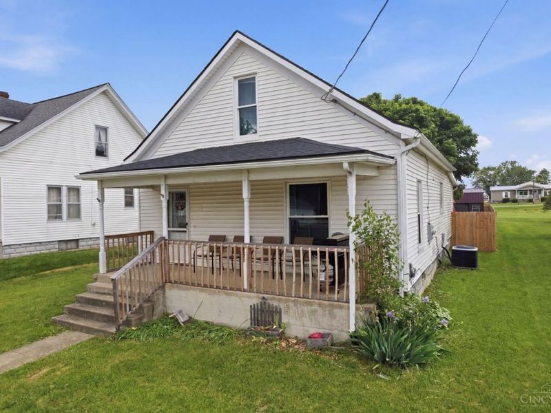 405 N Columbus Street, Jefferson Twp, OH 45168 Photo 2