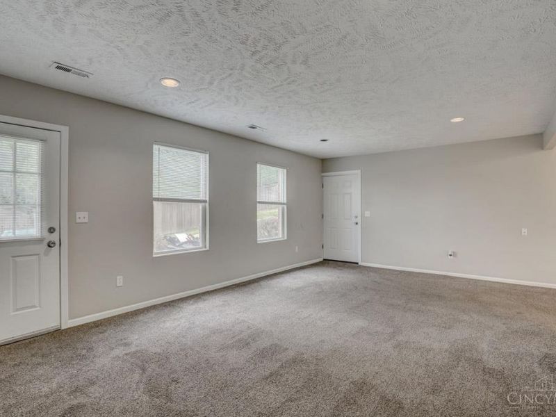 5547 Kirby Avenue, Cincinnati, OH 45239 Photo 23