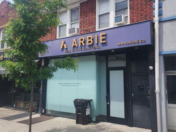 103-11 Metropolitan Avenue , Forest Hills, NY 11375