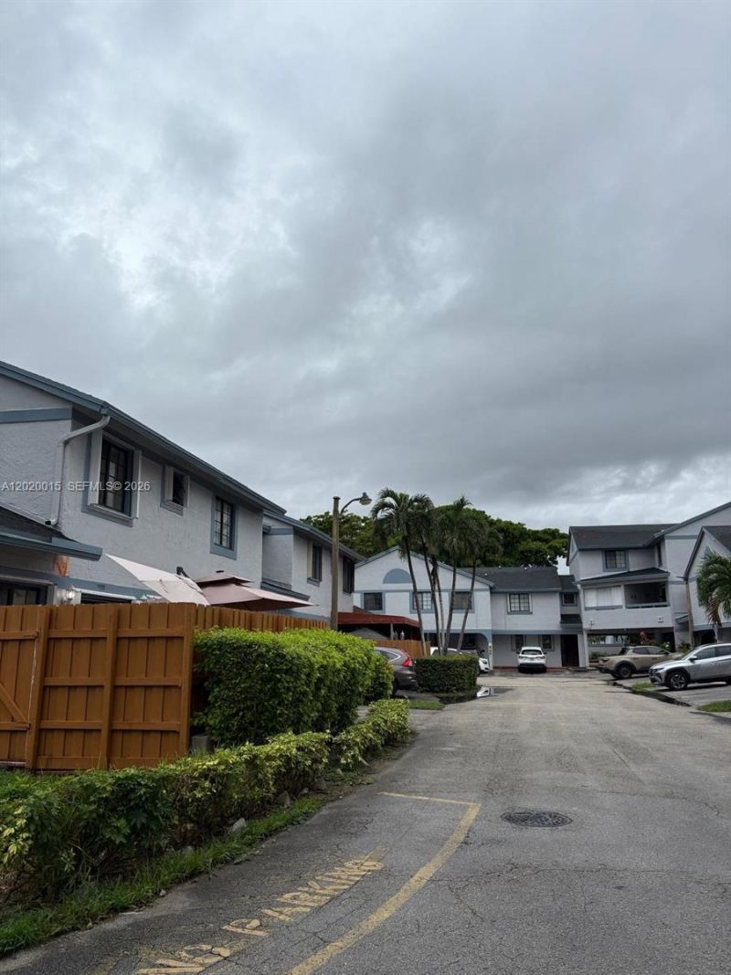 1405 SW 122nd Ave , Unit 10-13, Miami, FL 33184 Photo