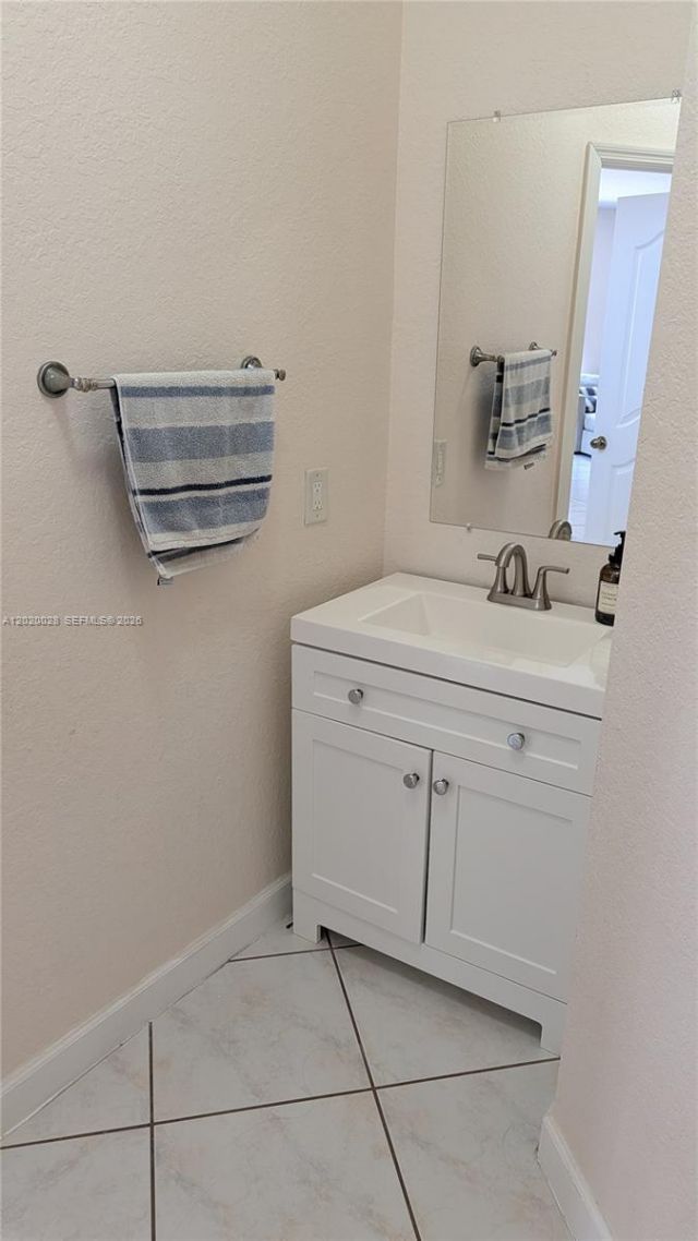 2882 NE 4th St , Homestead, FL 33033 Photo