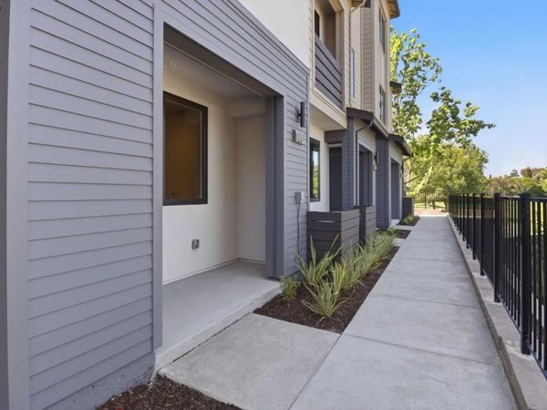 1107 Juana Court, Palo Alto, CA 94303