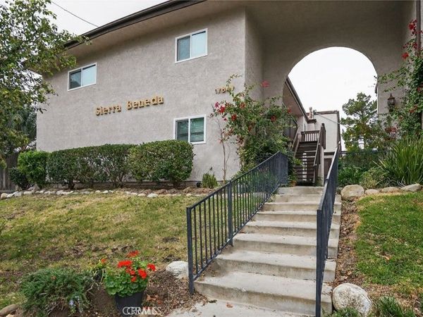 17847 Beneda Ln, Unit 16, Canyon Country, CA 91351