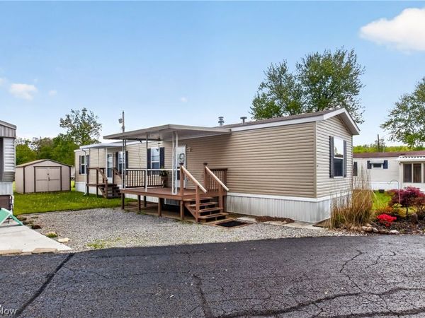 9525 Woodworth Road , Unit A19, North Lima, OH 44452