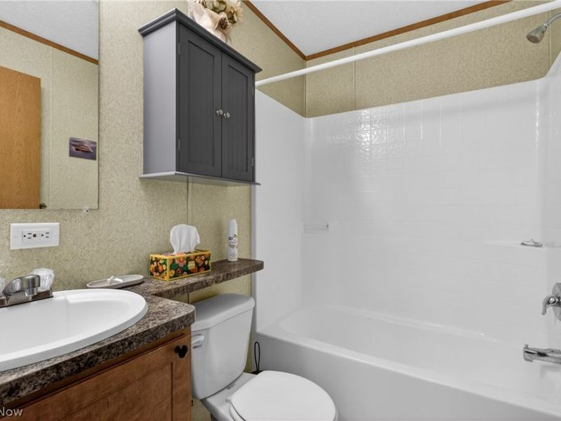 9525 Woodworth Road, Unit A19, North Lima, OH 44452 Photo 12