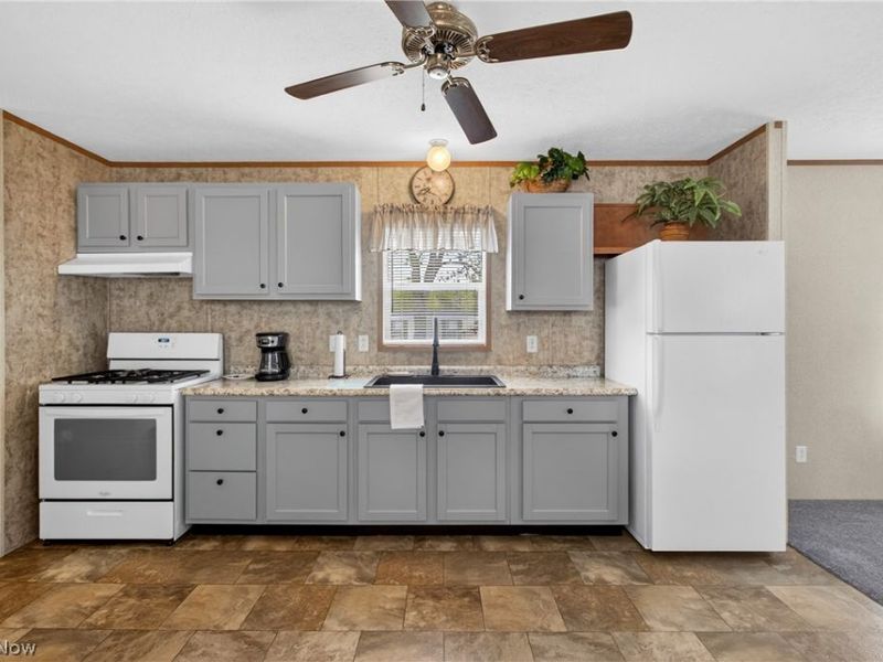 9525 Woodworth Road, Unit A19, North Lima, OH 44452 Photo 7
